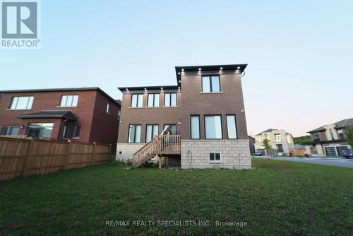 1072 Edinburgh Drive, Woodstock, ON - Outdoor