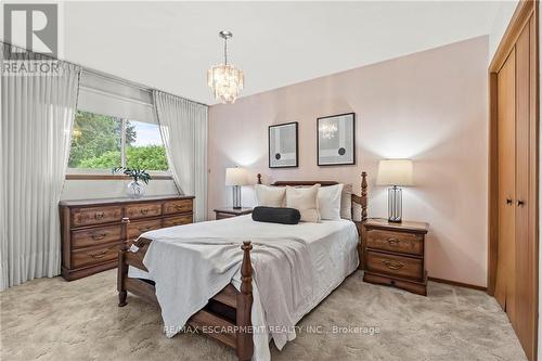 130 San Francisco Avenue, Hamilton, ON - Indoor Photo Showing Bedroom