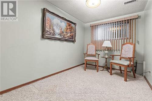 130 San Francisco Avenue, Hamilton, ON - Indoor Photo Showing Other Room