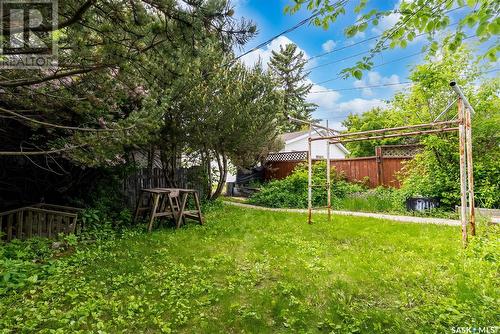 1015 J Avenue N, Saskatoon, SK - Outdoor