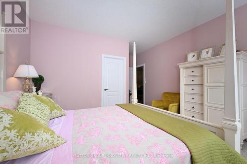 14 Murphy Lane, Hamilton, ON - Indoor Photo Showing Bedroom