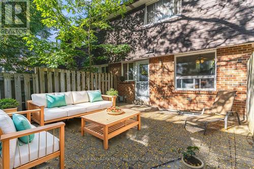 29 - 360 Blake Street, Barrie, ON - Outdoor