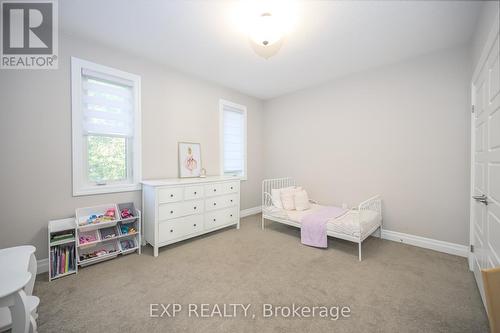 2230 Red Thorne Avenue, London, ON - Indoor