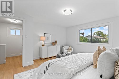 22 Hearthside Place, London, ON - Indoor Photo Showing Bedroom