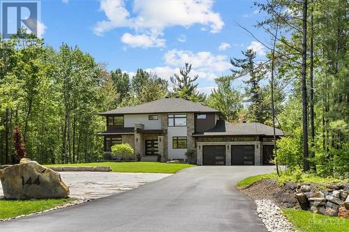 144 Derbeyshire Street, Ottawa, ON - Outdoor With Facade