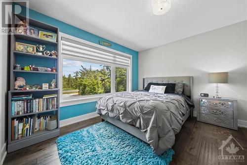 144 Derbeyshire Street, Ottawa, ON - Indoor Photo Showing Bedroom