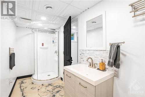 Full Basement Bathroom - 6978 Lakes Park Drive, Greely, ON - Indoor Photo Showing Bathroom