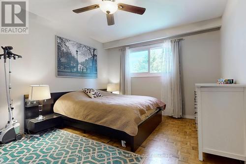 1873 Bonnymede Drive, Mississauga, ON - Indoor Photo Showing Bedroom