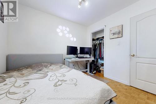 1873 Bonnymede Drive, Mississauga, ON - Indoor Photo Showing Bedroom