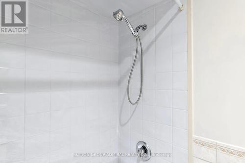 1873 Bonnymede Drive, Mississauga, ON - Indoor Photo Showing Bathroom