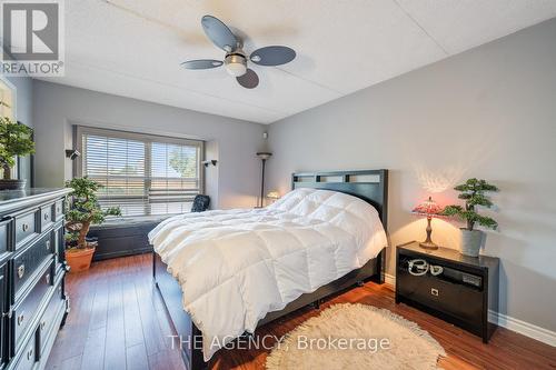 102 - 1810 Walkers Line, Burlington, ON - Indoor Photo Showing Bedroom