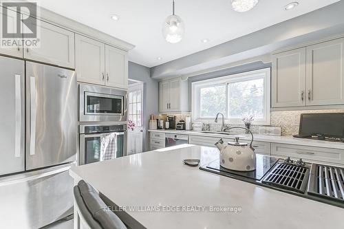 5203 Broughton Crescent, Burlington, ON - Indoor Photo Showing Kitchen