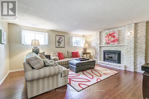 5203 Broughton Crescent, Burlington, ON - Indoor Photo Showing Living Room With Fireplace