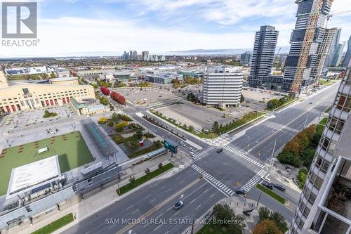 2434 - 3888 Duke Of York Boulevard, Mississauga, ON - Outdoor With View