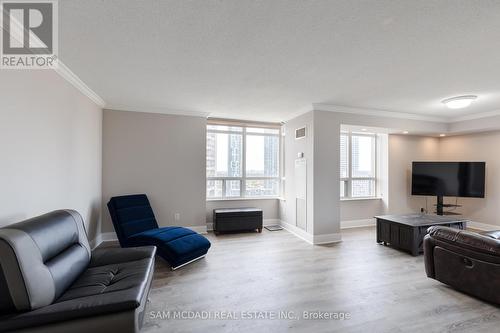 2434 - 3888 Duke Of York Boulevard, Mississauga, ON - Indoor Photo Showing Living Room