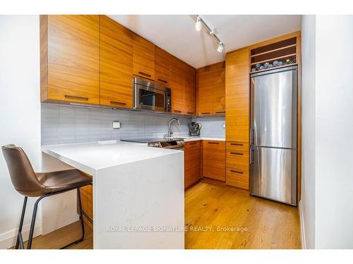 2310-40 Homewood Ave, Toronto, ON - Indoor Photo Showing Kitchen With Stainless Steel Kitchen