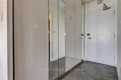 2310-40 Homewood Ave, Toronto, ON - Indoor Photo Showing Other Room