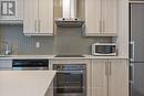 1301 - 2087 Fairview Street, Burlington, ON  - Indoor Photo Showing Kitchen 