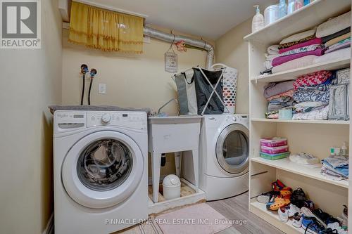 7655 Anaka Drive, Mississauga, ON - Indoor Photo Showing Laundry Room