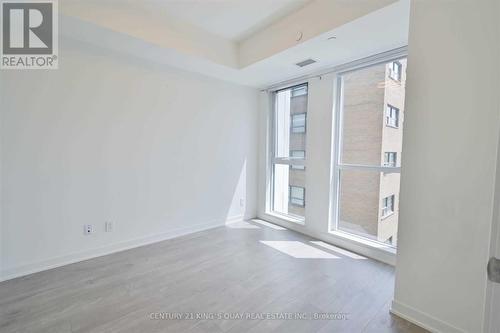 716 - 223 St Clair Avenue W, Toronto, ON - Indoor Photo Showing Other Room