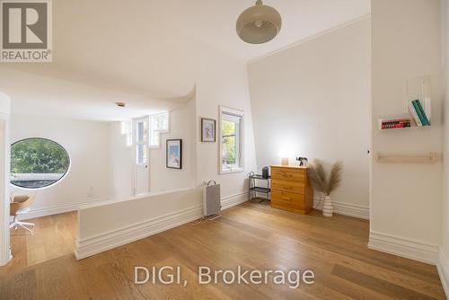 5 Palmerston Avenue, Toronto, ON - Indoor Photo Showing Other Room