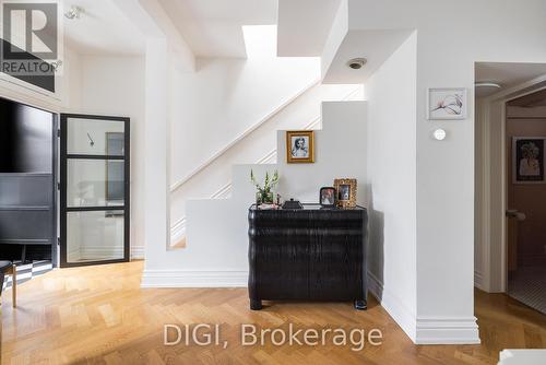 5 Palmerston Avenue, Toronto, ON - Indoor Photo Showing Other Room