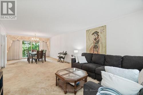 67 Snowcrest Avenue, Toronto, ON - Indoor Photo Showing Living Room