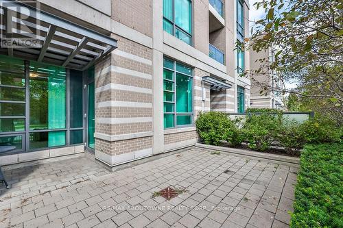 106 - 215 Sherway Garden Road, Toronto, ON - Outdoor