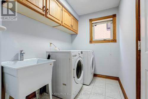 563 Lombardy Avenue, Oshawa, ON - Indoor Photo Showing Laundry Room