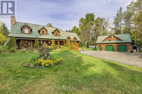 4634 Holborn Road, East Gwillimbury, ON - Outdoor With Deck Patio Veranda With Facade