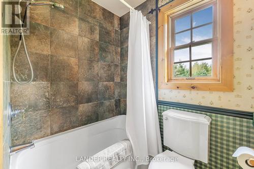 4634 Holborn Road, East Gwillimbury, ON - Indoor Photo Showing Bathroom