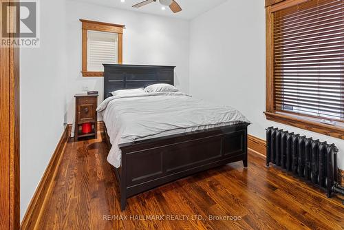 31 Hewitt Avenue, Toronto, ON - Indoor Photo Showing Bedroom