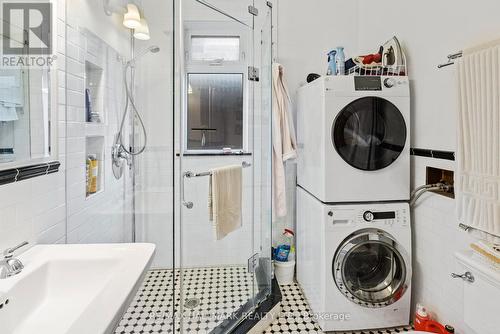 31 Hewitt Avenue, Toronto, ON - Indoor Photo Showing Laundry Room