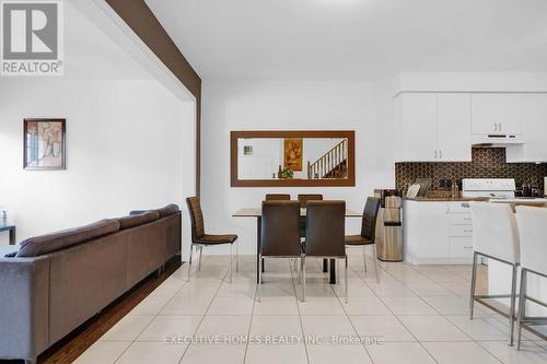 186 Etheridge Avenue, Milton, ON - Indoor Photo Showing Kitchen