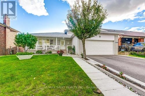 3268 Marlene Court, Mississauga, ON - Outdoor With Deck Patio Veranda With Facade