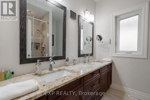 26 Elwood Street, Strathroy-Caradoc (Se), ON - Indoor Photo Showing Bathroom