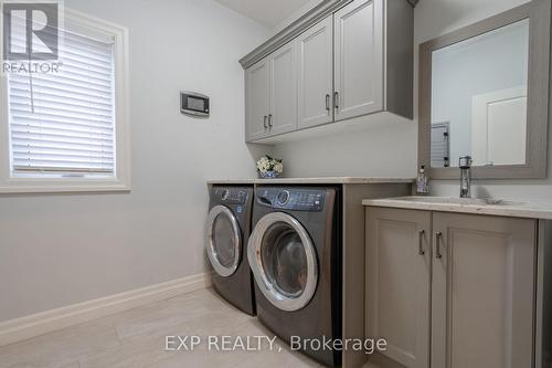 26 Elwood Street, Strathroy-Caradoc (Se), ON - Indoor Photo Showing Laundry Room