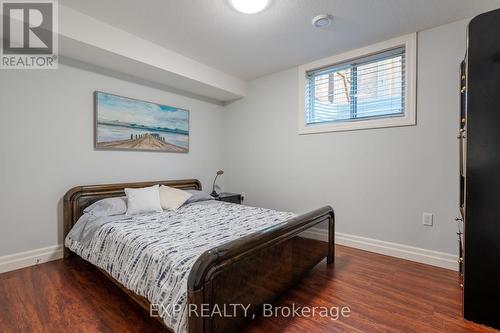 26 Elwood Street, Strathroy-Caradoc (Se), ON - Indoor Photo Showing Bedroom