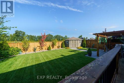 26 Elwood Street, Strathroy-Caradoc (Se), ON - Outdoor With Backyard