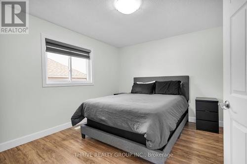 850 Cresthaven Crescent, London, ON - Indoor Photo Showing Bedroom