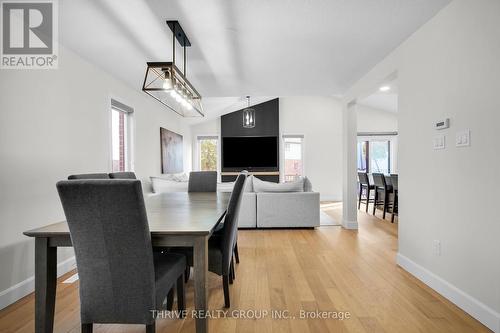 850 Cresthaven Crescent, London, ON - Indoor Photo Showing Dining Room