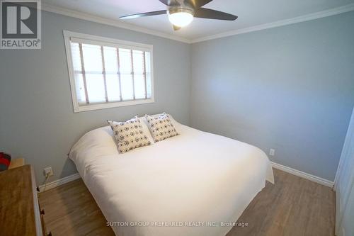 572 Ridgewood Crescent, London, ON - Indoor Photo Showing Bedroom