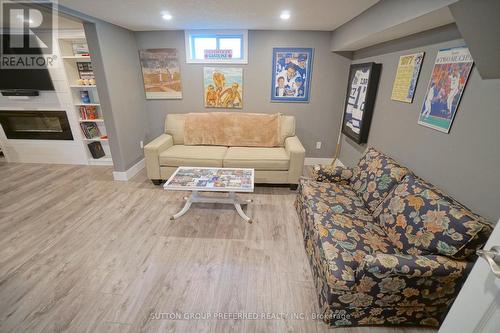 572 Ridgewood Crescent, London, ON - Indoor