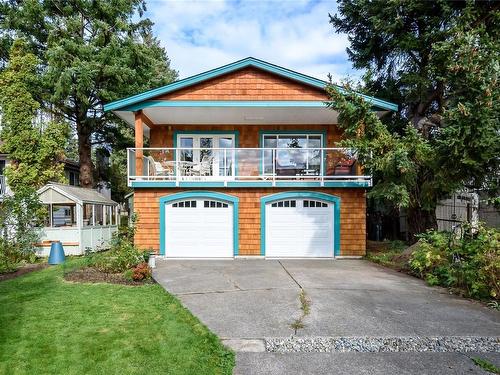 1585 Birch Ave, Comox, BC 