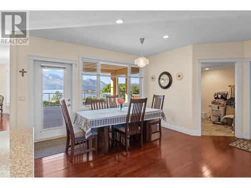 3820 Wetton Road, West Kelowna, BC - Indoor Photo Showing Dining Room