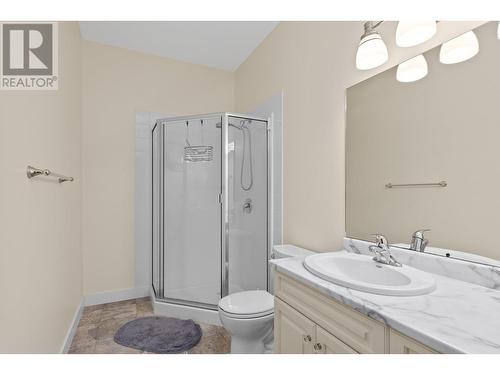 3820 Wetton Road, West Kelowna, BC - Indoor Photo Showing Bathroom