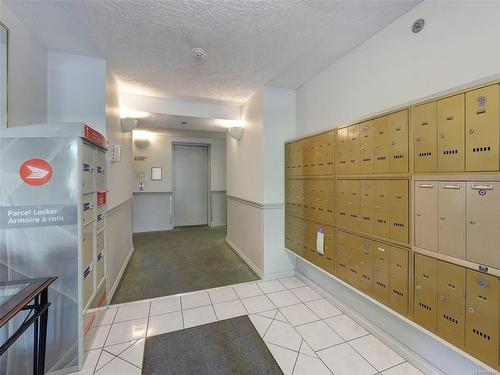 306-545 Manchester Rd, Victoria, BC - Indoor