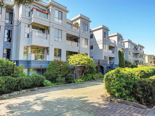 306-545 Manchester Rd, Victoria, BC - Outdoor With Balcony With Facade