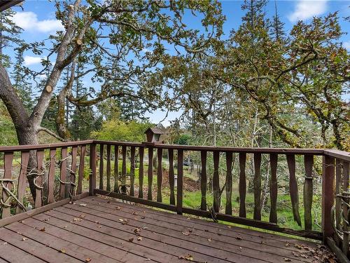 1970 Burnside Rd West, Saanich, BC 