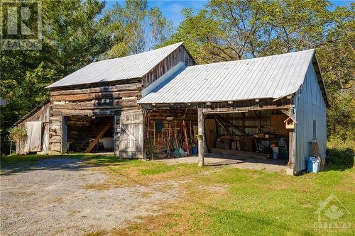 Drive shed - 2091 Scotch Corners Road, Carleton Place, ON 